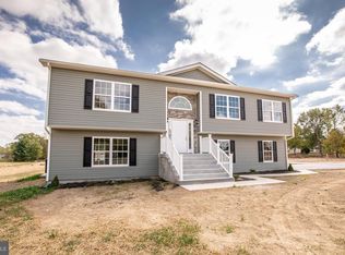 1875 Giles Mill Rd, Bunker Hill, WV 25413