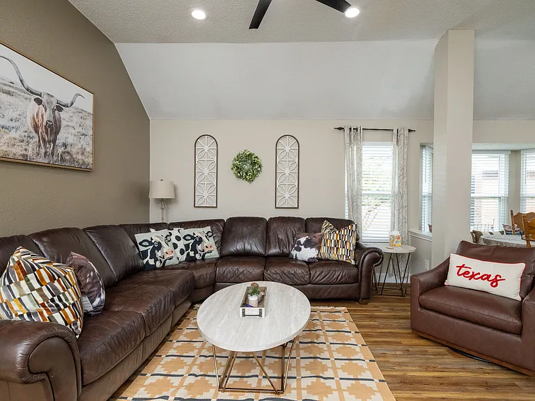 3410 Los Alamos Ln — Photo 42