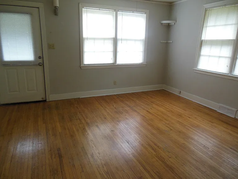 279 Montford Ave — Photo 1