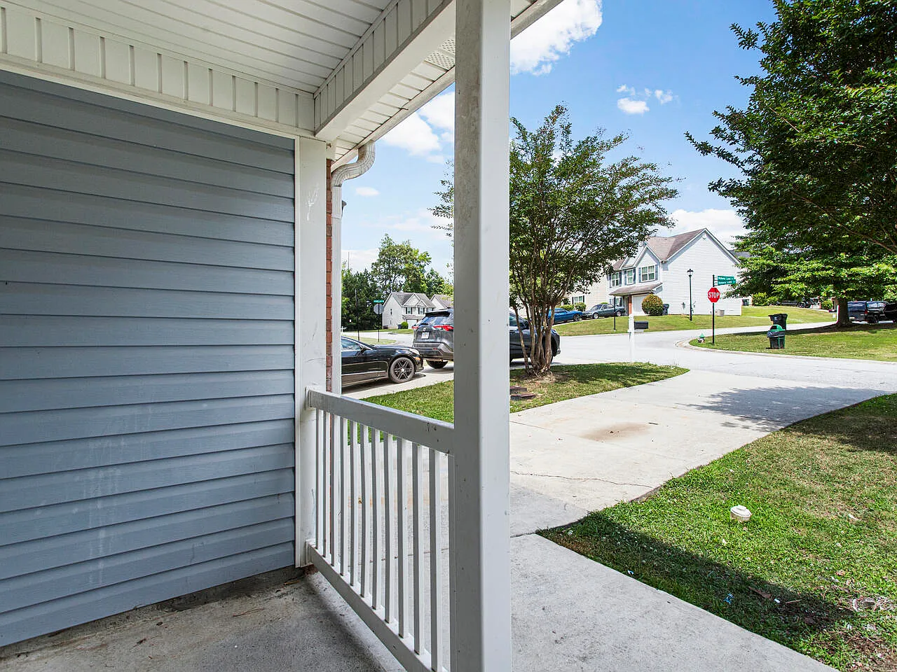 4 bed, 1693 sqft, $1,800 — Photo 2