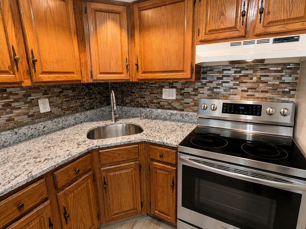17-AB5 Regan St #5B