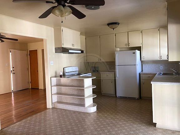 4th image of 1301 Connell Dr