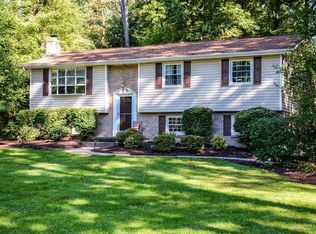 105 Checkerberry Rd, Baden, PA 15005