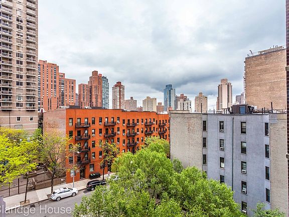 4th image of 201 E 87th St APT 4M