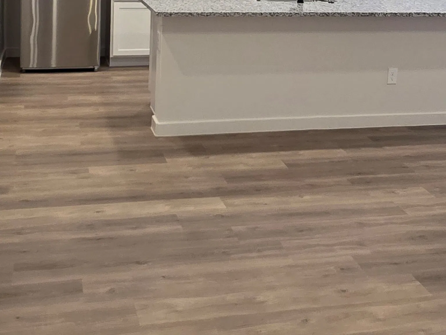 3 bed, 1600 sqft, $1,900 — Photo 3