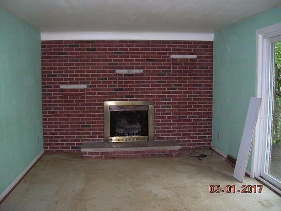 2nd image of 7758 Wendel Dr