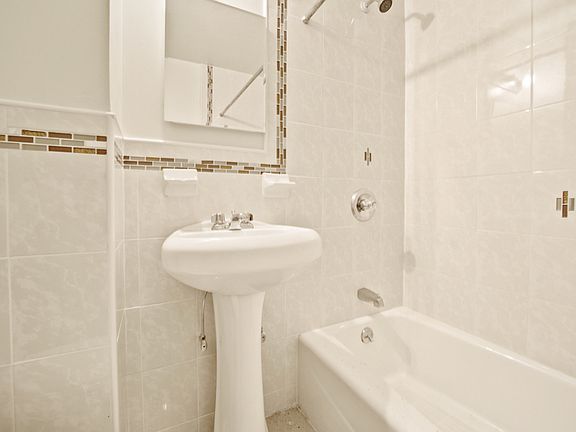 5th image of 127 W 79th St #16B