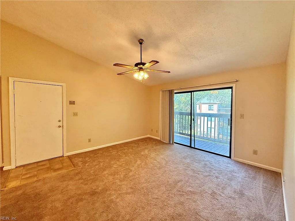 1 bed, 1.0 bath, $1,000 — Photo 4