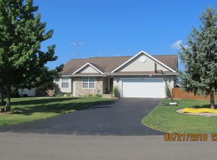 445 Symphony Cir, Saint Joseph, MI 49085