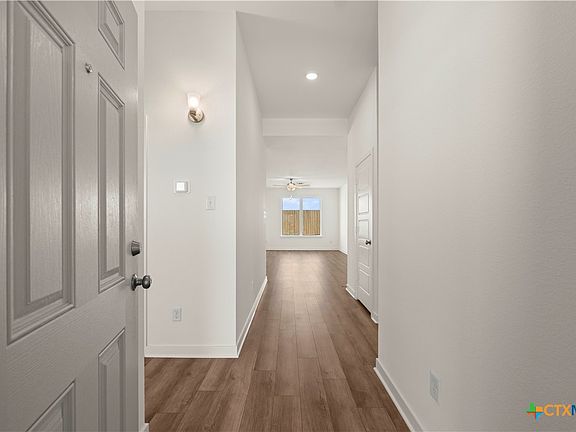 5th image of 711 James Parker Cir