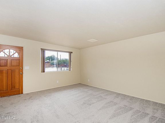 5th image of 1251 W Pelaar St