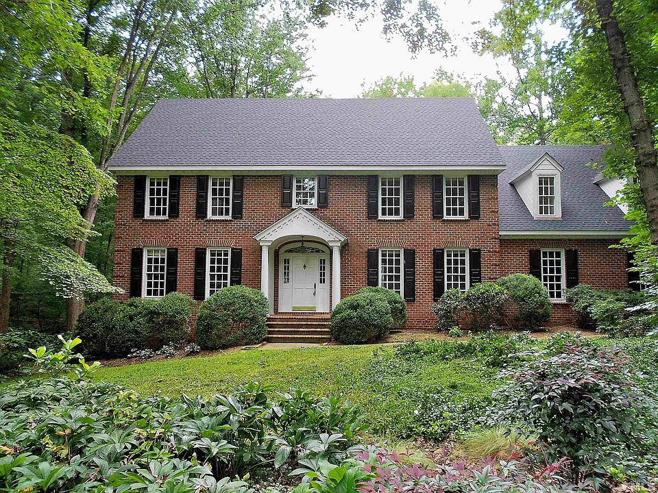 1st image of 1213 Carrington Dr