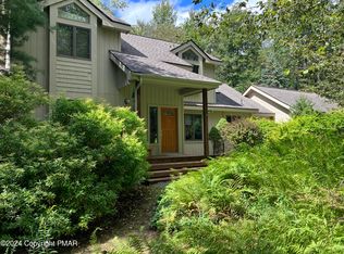 242 Buckskin Way, Pocono Pines, PA