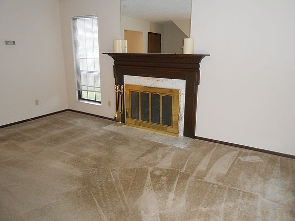 3rd image of 7957 Boothbay Ct