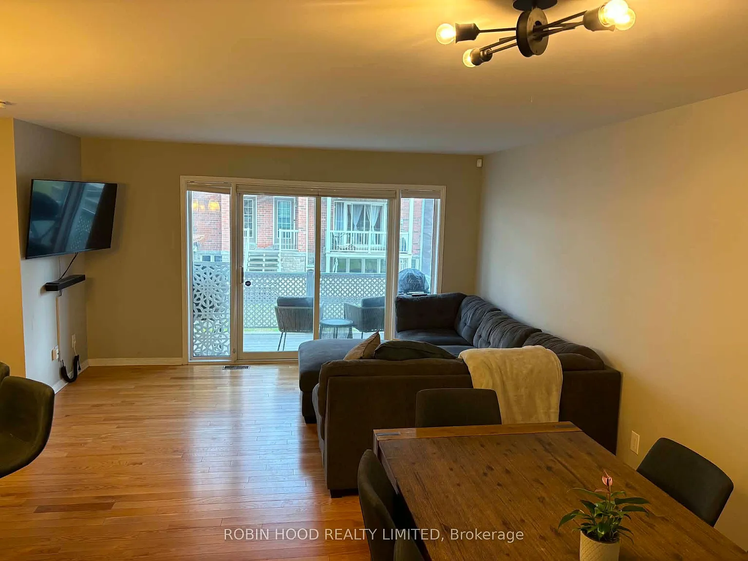 2 bed, $2,500 — Photo 4