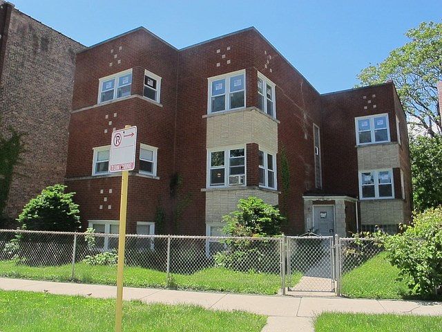 1st image of 7322 S Kingston Ave #2E
