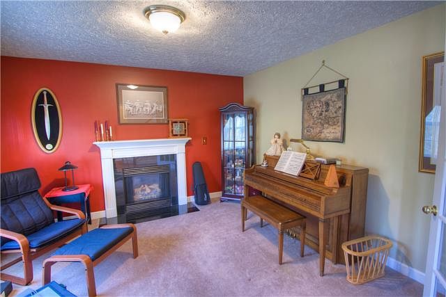 2nd image of 4092 Barnes Cove Dr