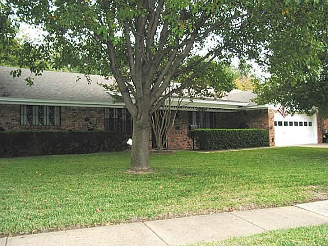 1st image of 1626 Glen Valley Dr