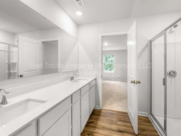 10154 Chatham Run Ln — Photo 18