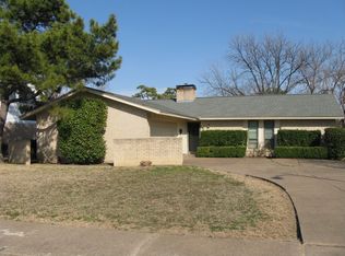 2802 Vancouver St, Irving, TX 75062