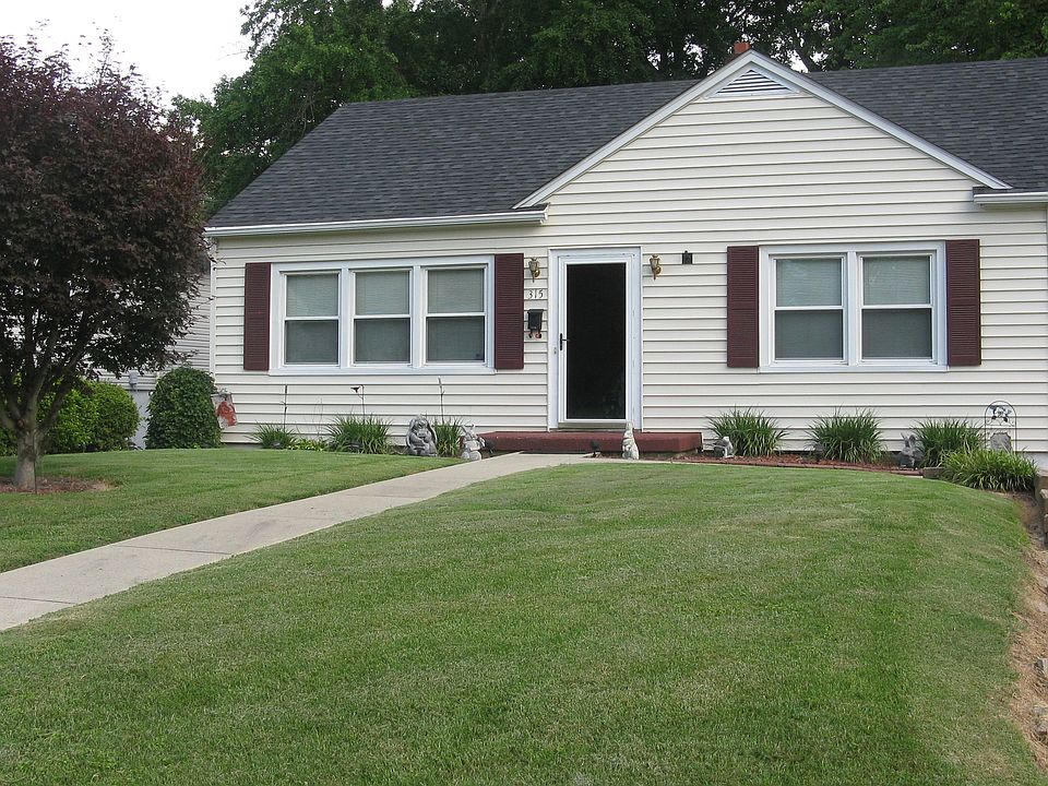 1st image of 315 Parkland Dr