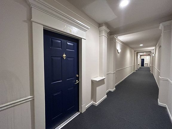 2nd image of 2921 Deer Hollow Way Unit 116