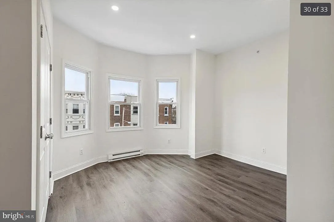 1 bed, 2700 sqft, $1,150 — Photo 3
