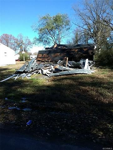 2nd image of 207 Pleasant Spring Ave