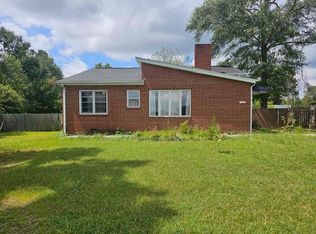 295 Rainbow Lake Rd, Boiling Springs, SC 29316