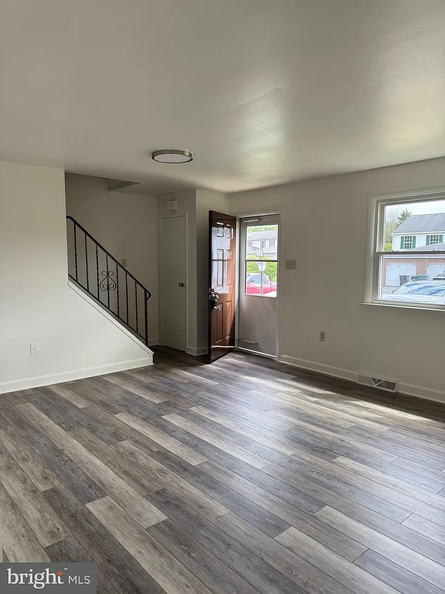 Building Photo - 309 Groffdale Rd