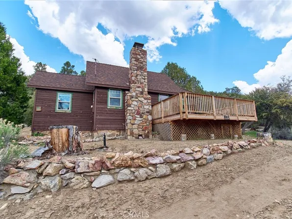 57 Lakeview Tract, Fawnskin, CA 92333