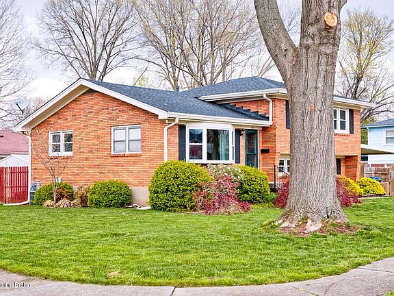 3111-Kaye Lawn-20