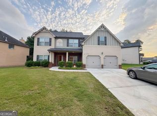 3429 Lake End Dr, Loganville, GA 30052