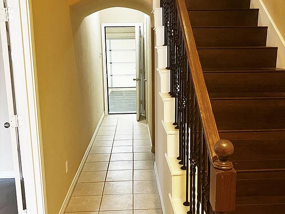 1st fl Hallway.