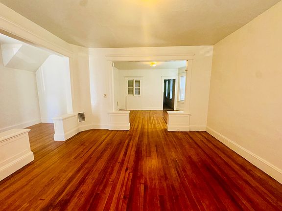 5th image of 962-964 Howard Ave #1