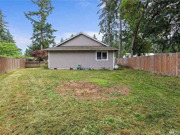4th image of 19509 24th St SW