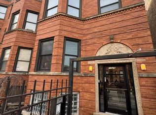 1025 E 62nd St Floor 2, Chicago, IL 60637