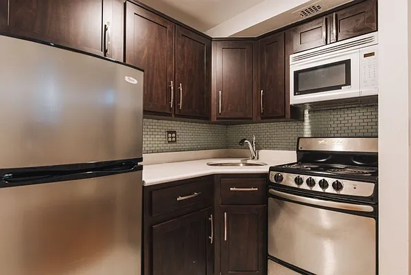 Sold by Harmonycity Corp. | media 7