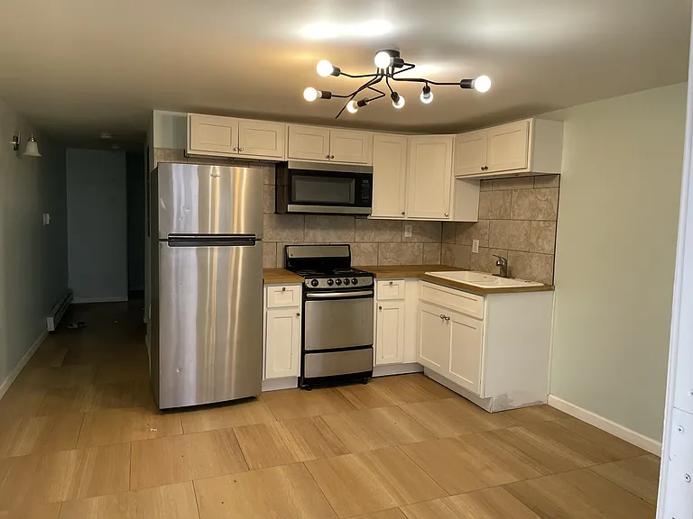 613 Shropshire Ave #3 — Photo 3