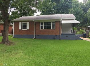 1057 Brookdale Dr, East Pt, GA