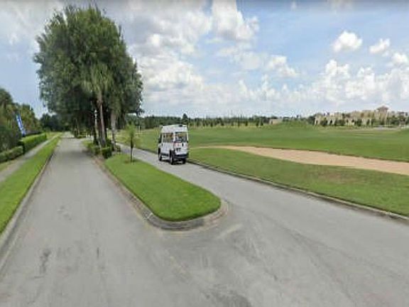 Exterior Neighborhood (street photo)