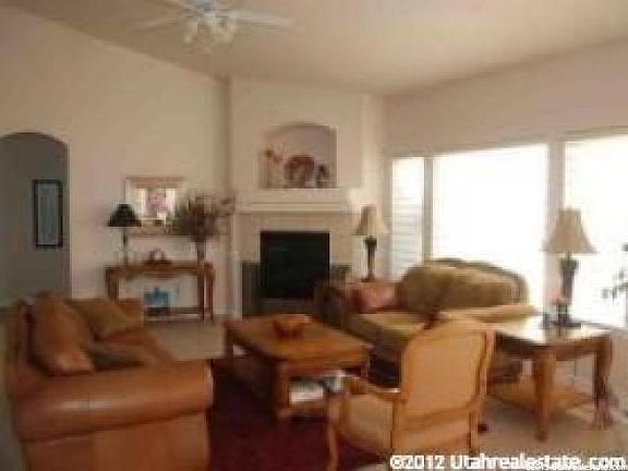 3rd image of 1257 W Bateman Ponds Way