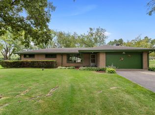 N78W14957 Pueblo St, Menomonee Falls, WI 53051