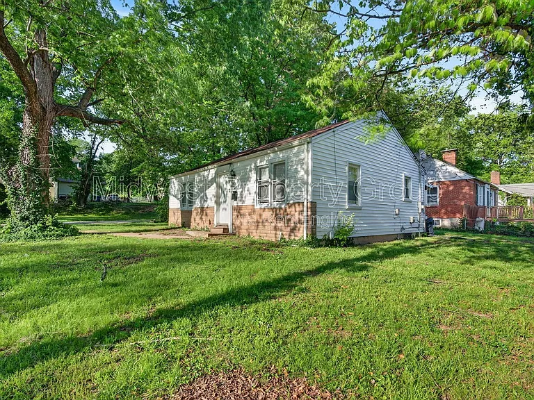224 S Harvey Ave — Photo 18