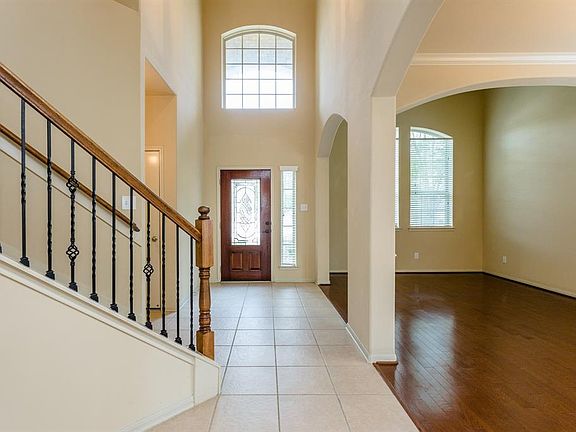 3rd image of 5726 Slate Valley Ct