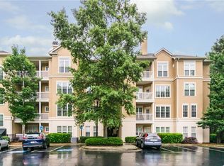 135 Ashford Cir, Dunwoody, GA 30338