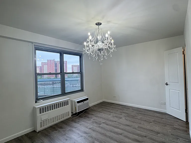 601 Surf Ave #6 — Photo 9
