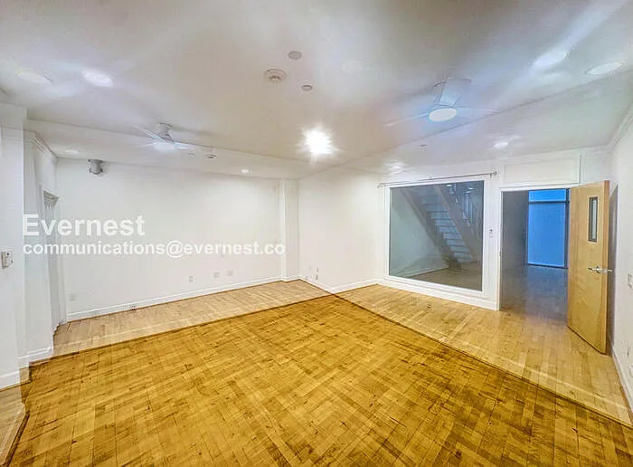 311 Oak St #104 — Photo 3