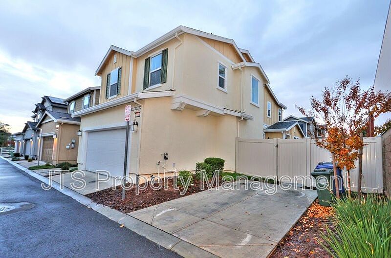 1st image of 7890 Paseo De Rusch