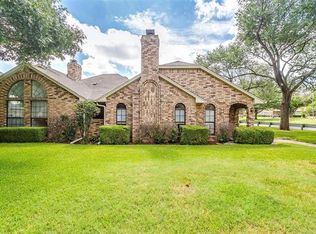 7415 Old Mill Run, Fort Worth, TX 76133